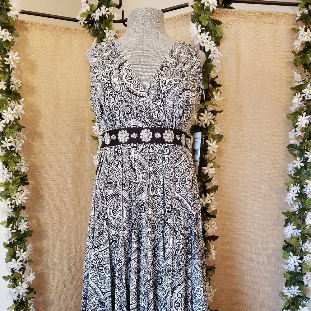Jessica Howard Embellished Dress